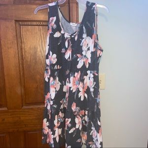 Floral dress with buttons